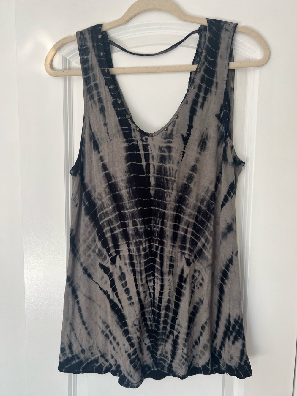 Rock & Republic Black and Gray Tie-Dye Scoop Neck Tank
